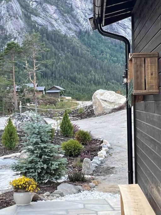 Cosy Cabin Between Lake And Mountain Treungen Exterior foto